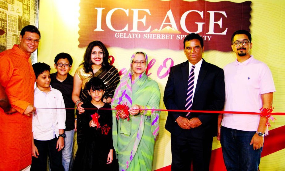 Ejab Foods Ltd. a concern of Ejab Group brings ICE AGE to Dhaka, a Thai brand, specializing in Italian gelato and sherbet. Chairperson of Ejab Group, Nahar Ahmed formally inaugurated the parlor recently in the city's Banani area.