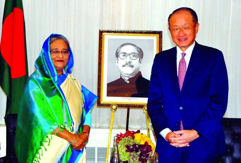 World Bank President Dr Jong Yong Kim meets Bangladesh Prime Minister Sheikh Hasina at her hotel in New York on Tuesday.