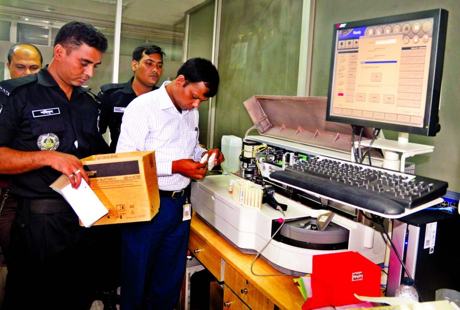 RAB mobile team raided Medinova, Popular, Modern Diagnostic Centres and Dhaka National Institute Hospital and fines Taka 22 lakh for various irregularities. This photo was taken from city's English Road area on Wednesday.