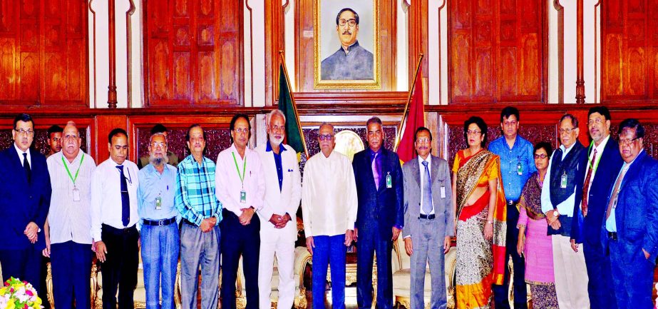 A delegation of India led by the Chairman of Press Council of India Justice Chandramauli Kumar Prasad called on President Abdul Hamid at Bangabhaban on Tuesday.