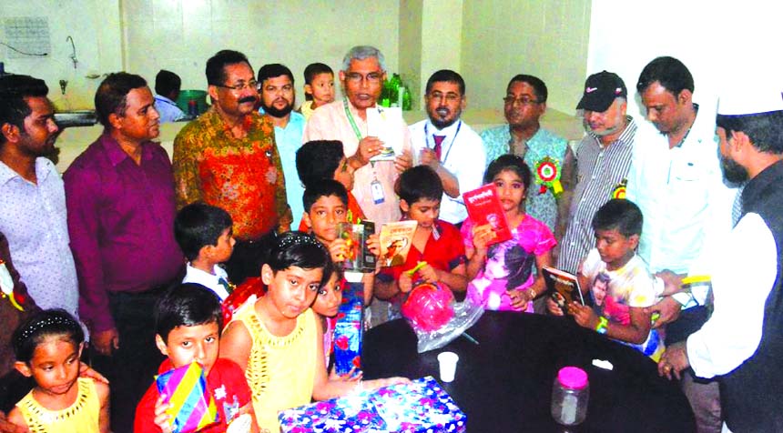 Students of Al-Hera International School of Narayanganj are seen visiting the National Science and Technology Museum as a part of their Annual Study Tour' 2016 held recently.