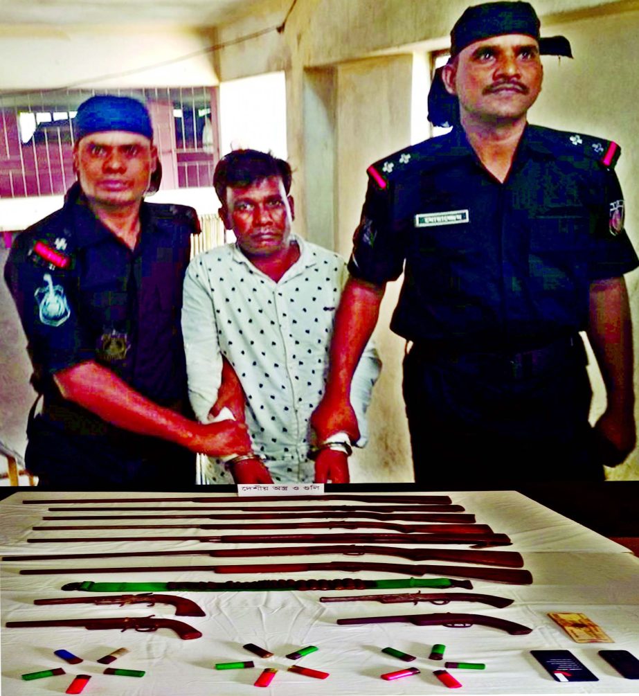 RAB team arrested an alleged robber while taking preparation for robbery from Badarkhali in Chokoria Upazila of Cox's Bazar with arms on Thursday.
