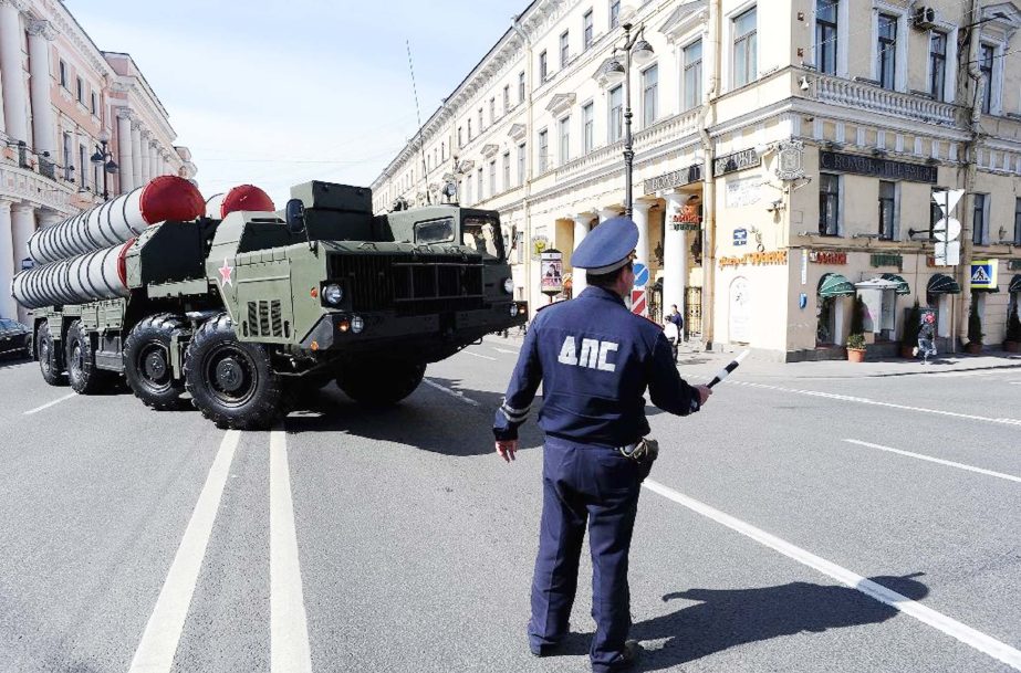 A Russian S-300 anti-aircraft missile system launcher rolls in central St. Petersburg.