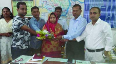 BARISAL: Ishrat Jahan, Asssistant Commissioner (Land) is being greeted by the employees for her promotion at Banaripara in Barisal recently.