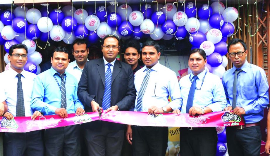 Animesh Saha, General Manager of Mithen, a sister concern of Pran RFL Group inaugurated an outlet at Mirpur Section-10 in the city recently. Mahbub Hussain Shajib, Brand Manager, Ashraful Islam, Operation Manager and Palash Samadder, Sales Manager of Mith