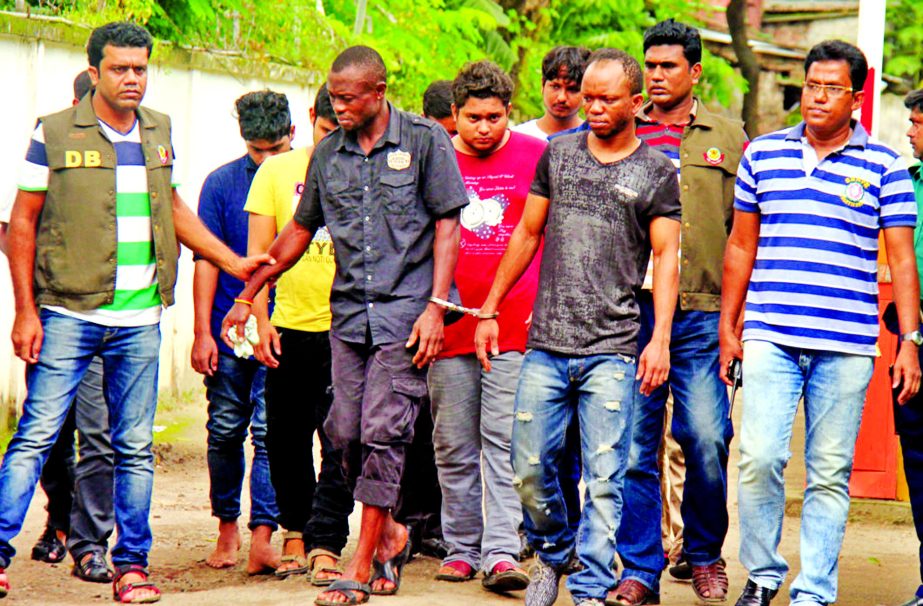 DB Police arrested five persons including two Nigerians in a drive from the city's New Market area on Friday night allegedly on charge of involvement in fraudulent activities.