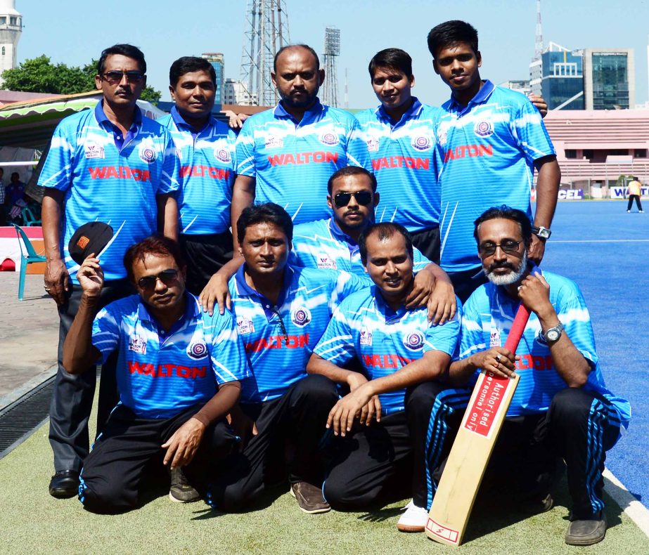 Players of The New Nation pose for a photo session after defeating Jamuna TV in their opening Group B match of the Walton-BSJC Media Cricket Tournament at the Moulana Bhashani National Hockey Stadium on Sunday.