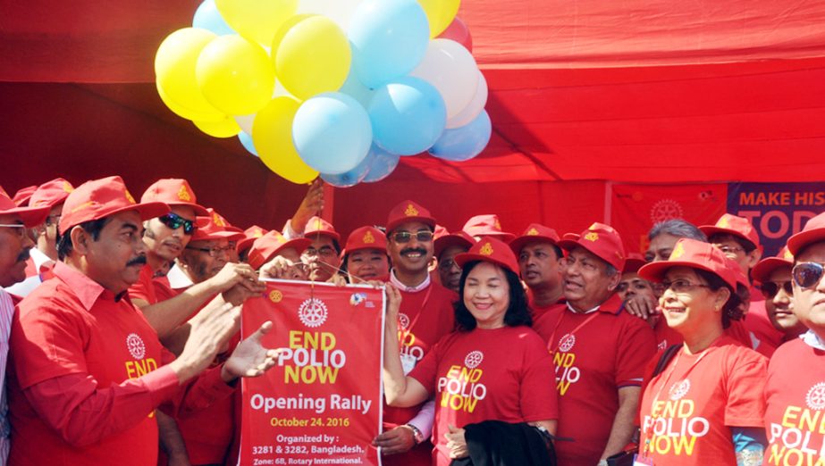 CCC Mayor A J M Nasir Uddin inaugurating a rally on the occasion of the World Polio Day organised by Rotary Club of International at Chittagong Stadium yesterday.