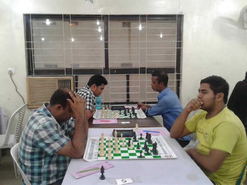 A scene from the 7th round match of the SAIF POWERTEC 42nd National B Chess Championship at the National Sports Council on Wednesday.