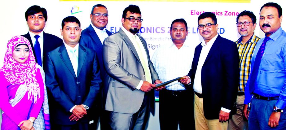 M Nazeem A Choudhury, Head of Consumer Banking of Eastern Bank Limited and Monir Ahamed Khan, Managing Director of Electronics Zone Limited inked a deal on 'Zero Percent Installment Plan' in the city recently. Under the agreement, EBL credit cardholders