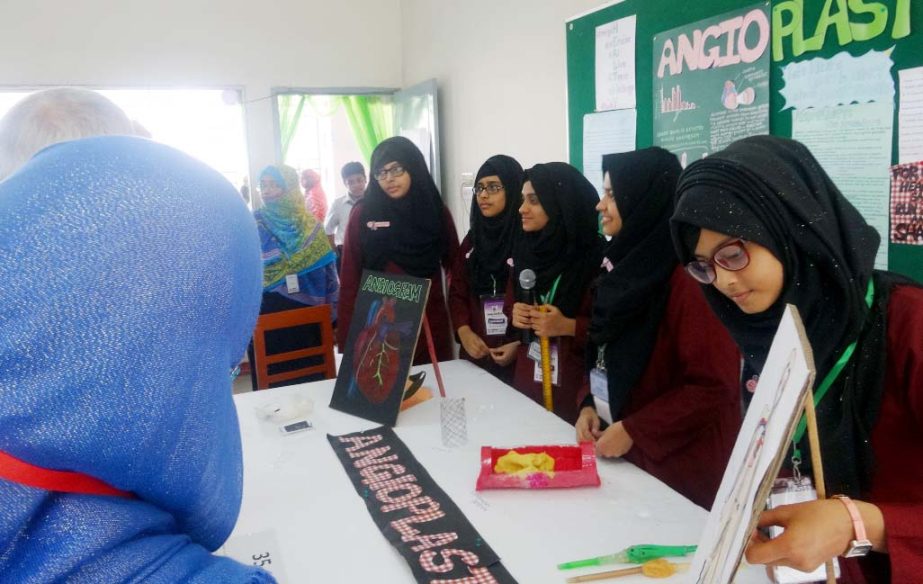 Students demonstrating their projects in a Science Fair organized by the Manarat Dhaka International School and College at Gulshan in the capital on last Thursday.