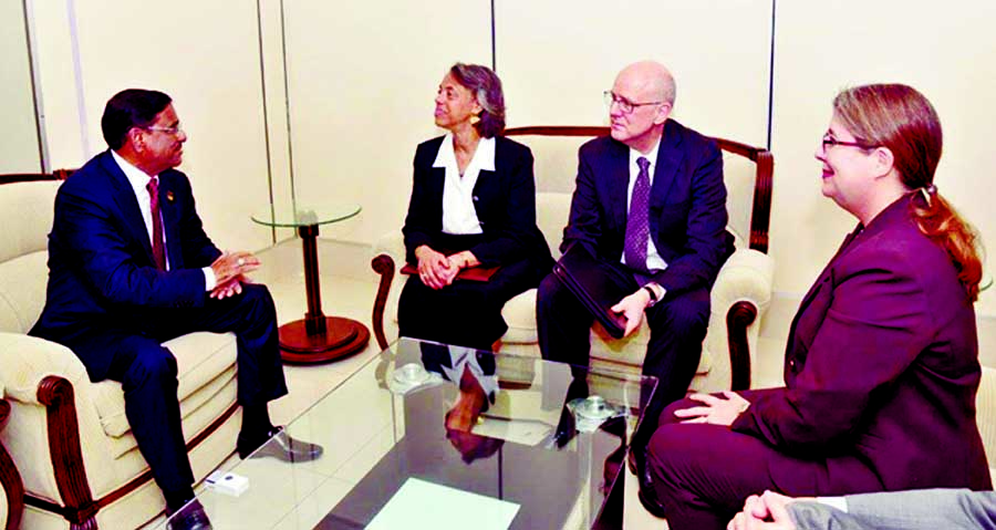 US Envoy to Bangladesh Marcia Barnicat paid a courtesy call on Road Transport and Bridges Minister Obaidul Quader at the latter's office on Monday.