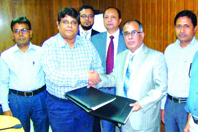 AZM Saleh, Deputy Managing Director of NCC Bank Ltd and Md Faruque Hossain, Director General of Central Procurement Technical Unit (CPTU) of Planning Ministry, inked a deal on electronic government procurement (e-GP) system in the city recently. High Offi