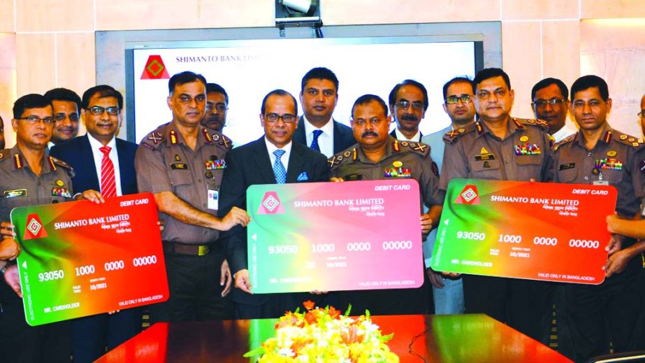 Major General Aziz Ahmed, Director General of Border Guard Bangladesh (BGB) and Chairman of Shimanto Bank Ltd recently unveiled BGB payroll card and debit card at the banks head office in the city. Muklesur Rahman, Managing Director and high officials of