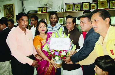 KHULNA: Sheikh Harun-ur- Rashid, Administrator, Khulna Zilla Parishad being greeted by Bangabandhu Sanskritik Goshthi for getting nomination from Awami League for Khulna Zilla Parishad election on Saturday.