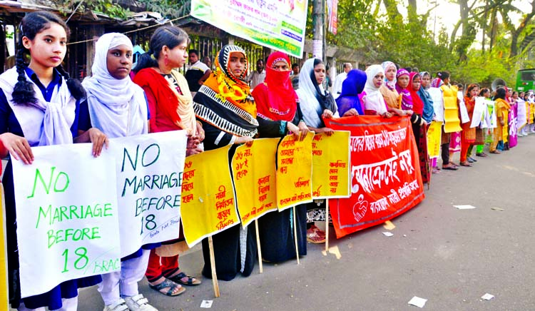 Bangladesh Nari Progati Sangha formed a human chain in front of the Jatiya Press Club on Tuesday with a call to stop girls' marriage under 18 years.