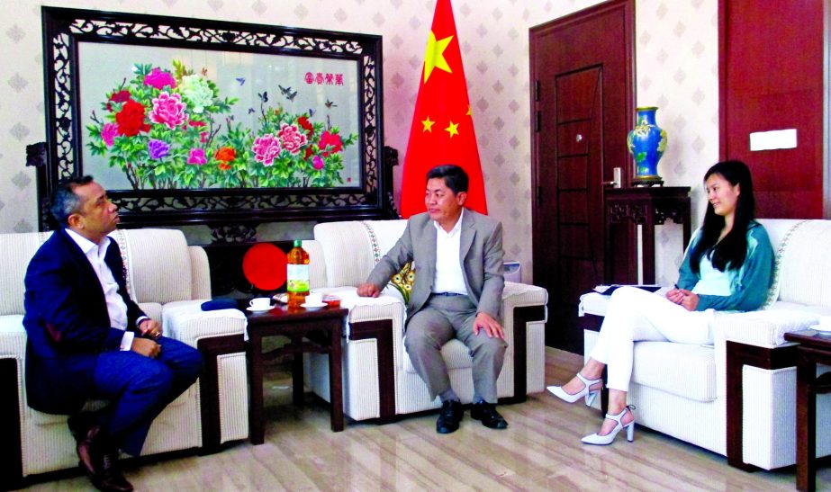 ASM Mohiuddin Monem, Honorary Consul of the Czech Republic in Bangladesh and Deputy Managing Director of Abdul Monem Ltd, paid a courtesy call on HE Ma Mingqiang, Ambassador of the People's Republic of China to Bangladesh at the Chinese Embassy at Baridh