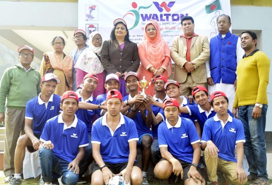 Photo session at the closing ceremony of Victory Day special Annual Sports Carnival at Women's Sports Complex, Dhanmondi in the city on Thursday.