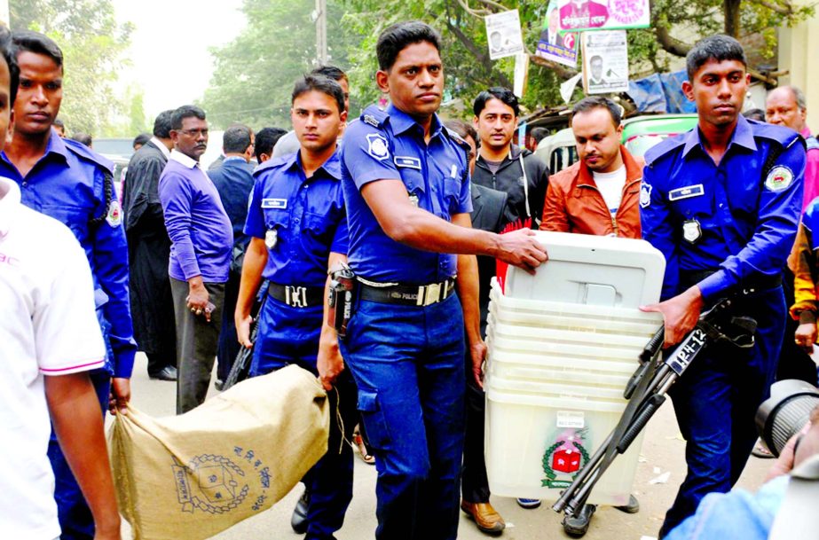 Poll materials being taken to N'ganj centres on Wednesday.