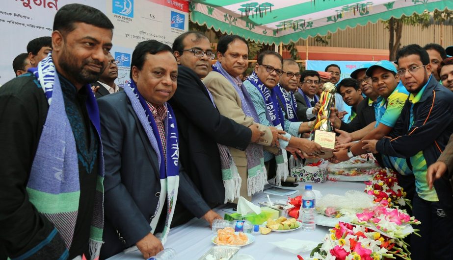 Shaikh Wahid-uz-Zaman, Chairman of Janata Bank Limited handed over the trophy to Dhaka South Harrier Team on Saturday at Jagannath Hall Field of Dhaka University. Janata Bank Officer Welfare Society (JBWS) organized the tournament. Abdus Salam, FCA, CEO