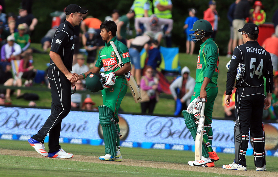 Mosaddek Hossain congratulates Tim Southee after New Zealand win by 77 runs against Bangladesh in 1st ODI at Christchurch on Monday.