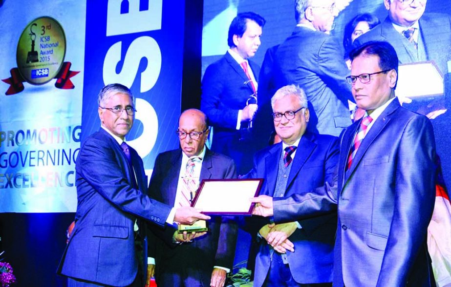 Prime Bank received 1st prize for Corporate Governance Excellence in the banking category declared by the Institute of Chartered Secretaries of Bangladesh (ICSB) for the year 2015. Ahmed Kamal Khan Chowdhury, Managing Director & CEO, Prime Bank received