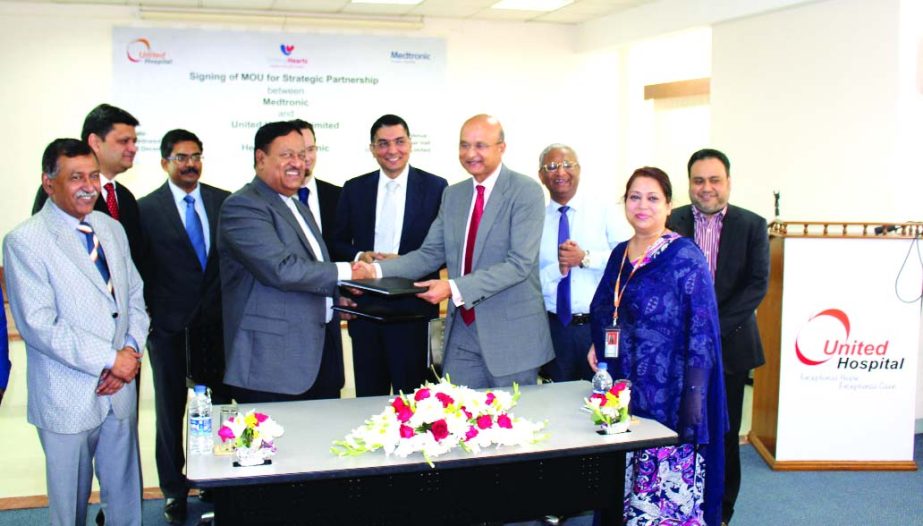 United Hospital Ltd (UHL) under a strategic partnership agreement with Medtronic International Ltd (MIL) introduces heart failure clinic in Bangladesh. Faridur Rahman Khan, Managing Director of UHL and Omar Ishraq, Chairman and CEO of MIL recently sign th