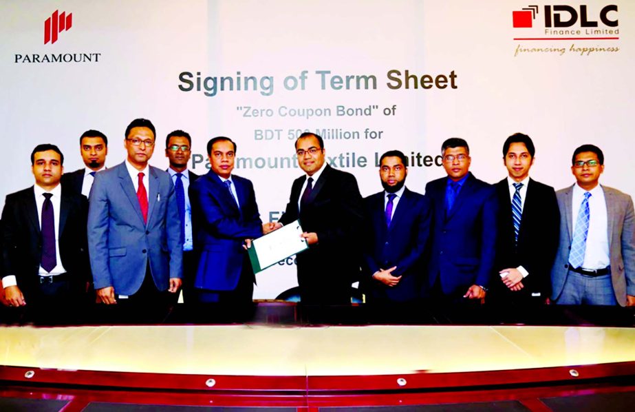 Paramount Textile Limited recently signed a Corporate deal with IDLC Finance Ltd. Under this agreement, IDLC will act as lead arranger regarding issuance of Tk 500 million non-convertible zero coupon bond of Paramount. A.H.M. Habibur Rahman, Director of P