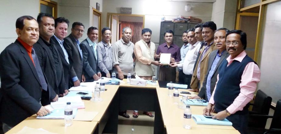 A view exchange meeting of Troyee with Managing Committee members of Chittagong Press Club was held recently.