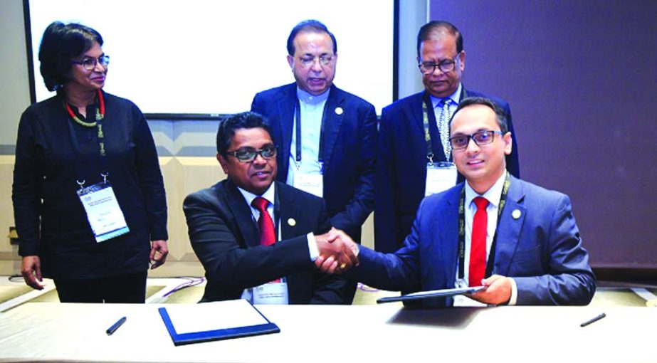 Lub-rref Bangladesh Ltd (LBL) and South West Holdings Ltd (SWH), Srilanka recently signed a MoU in Taiwan. Under this MoU, South West Holdings Ltd has been appointed as distributor of BNO Lubricants in Srilanka. Salauddin Yousuf, Director of SBL and Anur