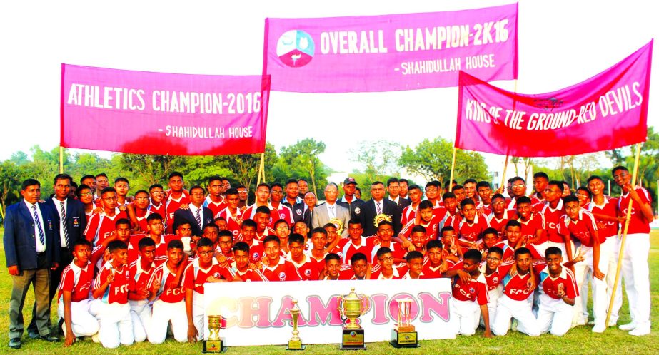 ISPR-GOC of 24 Infantry Division and Area Commander of Chittagong Area Major General Md Jahangir Kabir Talukder with the members of Shahidullah House, which become champions of the Inter-House Annual Sports Competition of Faujdarhat Cadet College pose for