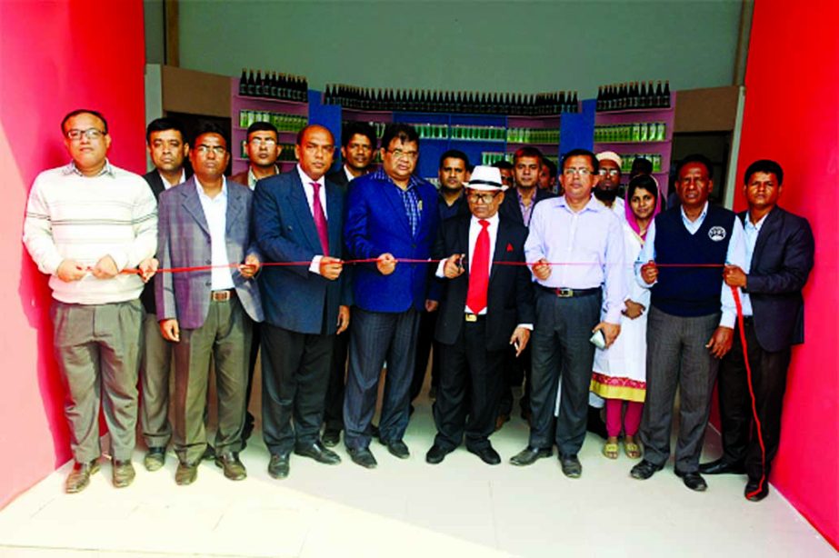 Motwalli and Senior Director of Hamdard Laboratories (Waqfa) BD inaugurates a showroom in the Dhaka International Trade Fare (DITF) premise on Sunday. Director (Sales) Said Uddin Murad and high officials of Hamdard were present on the occasion.