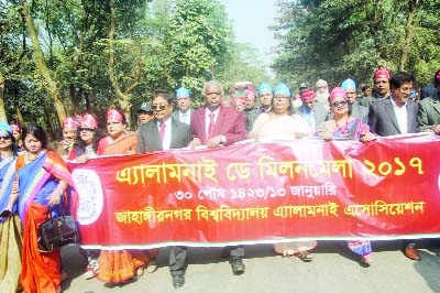 JAHANGIRNAGAR UNIVERSITY: Jahangirnagar University Alumni Association brought out a rally on the campus marking the Alumni Day yesterday.