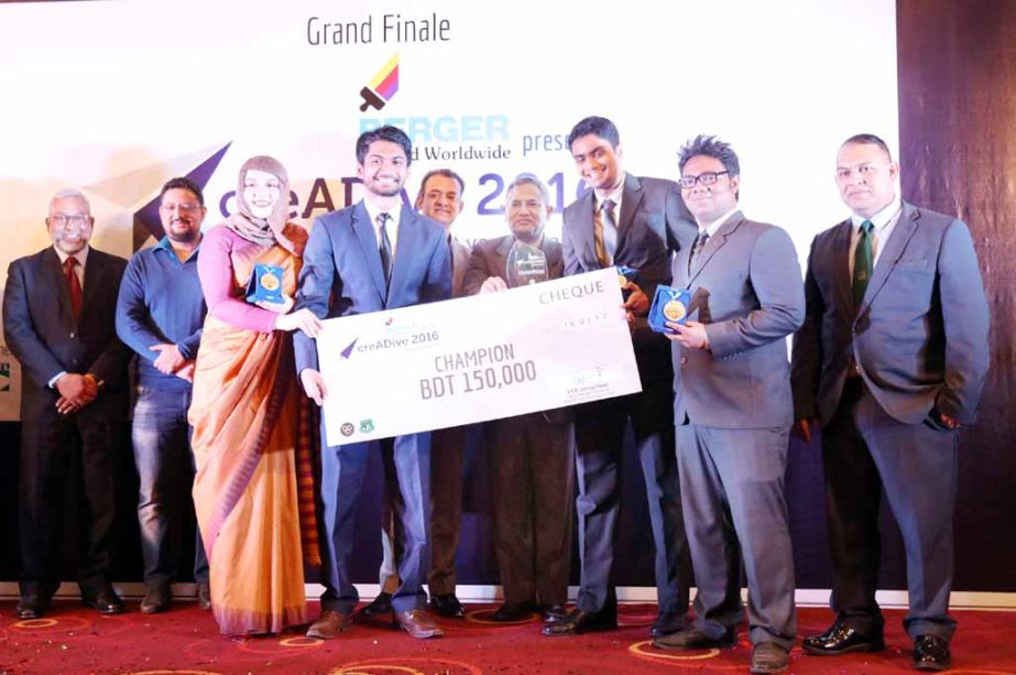 The champion team of advertisement making competition 'Inter CreADive-2016' is seen at its grand finale held at Dhaka Regency Hotel on Monday organized by Business and Communication Club of Bangladesh University of Professionals in cooperation with Berg