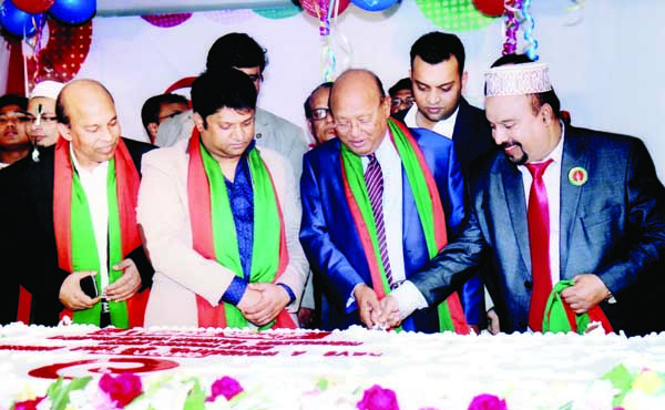 Marking the 4th founding anniversary of Asian TV Commerce Minister Tofail Ahmed formally opening the day-long programme at its Niketon Office on Wednesday. Among others, Asian TV Chairman Alhaj Harun-ur-Rashid and Vice Chairman Majibur Rahman were present