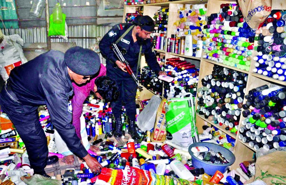 Members of RAB in a drive unearthed a fake cosmetic factory and arrested eight people from city's Bangshal area and later sealed the factory on Thursday.