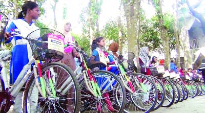 RANGPUR: Shalbahan Union Parishad distributed bicycles among 43 talented poor and meritorious female students of eight secondary level schools of the union under Tentulia Upazila in Panchagarh on Thursday.