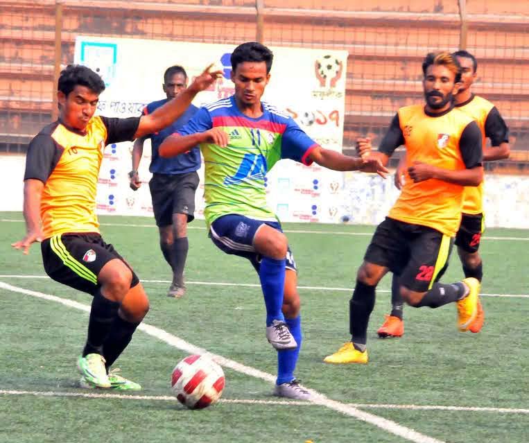 A moment of the Saif PowerTec 2nd Division Football League between Azampur Football Club, Uttara and City Club at Bir Shreshtha Shaheed Sepoy Mohammad Mostafa Kamal Stadium in the city's Kamalapur on Tuesday.