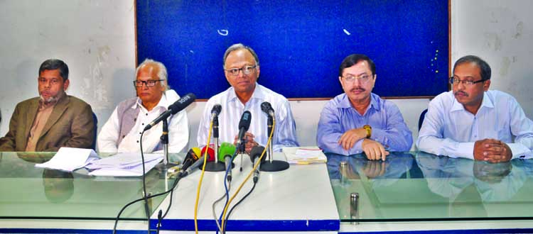 Acting Editor of the daily Amar Desh Mahmudur Rahman speaking at a prÃ¨ss conference on different issues including repression on him in jail oranised by Amar Desh Patrika Paribar at Dhaka Reporters Unity on Tuesday.