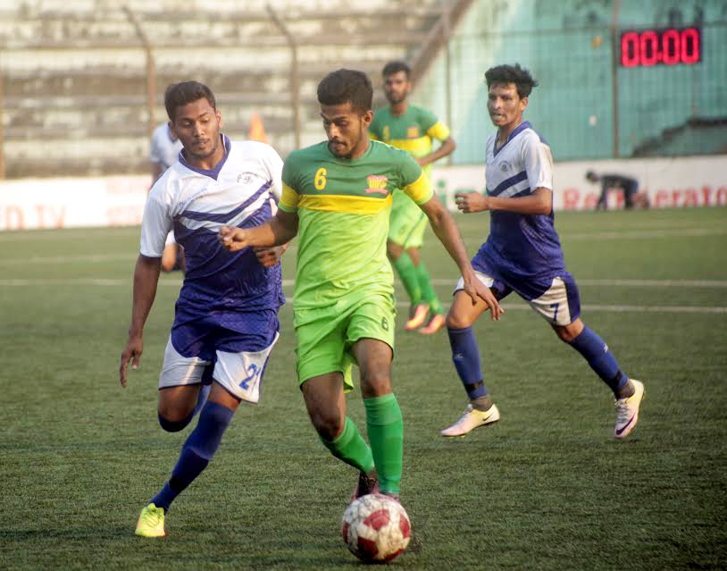 An action from the match of the Saif Power Tec Dhaka Metropolis Second Division Football League between Kashaituli Samaj Kalyan Parishad and City Club at the Bir Shreshtha Shaheed Sepoy Mohammad Mostafa Kamal Stadium in Kamalapur on Tuesday. Kashaituli wo