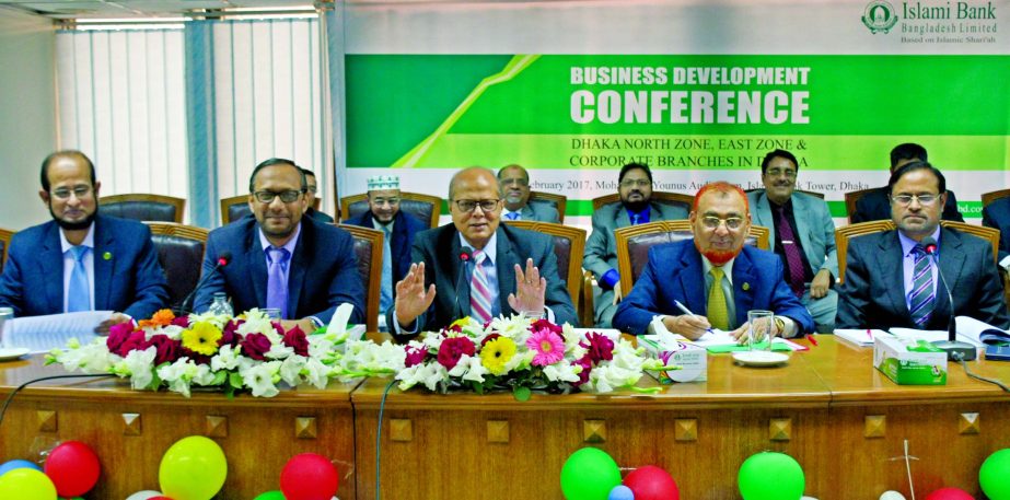 Abdul Hamid Mian, Managing Director and CEO of Islami Bank Bangladesh Limited presides over its 'Business Development Conference of Dhaka North and East Zone' in the city on Saturday. Md Shamsuzzaman, Mohammad Mohon Miah, Mohammad Ali and Abu Reza Md Ye
