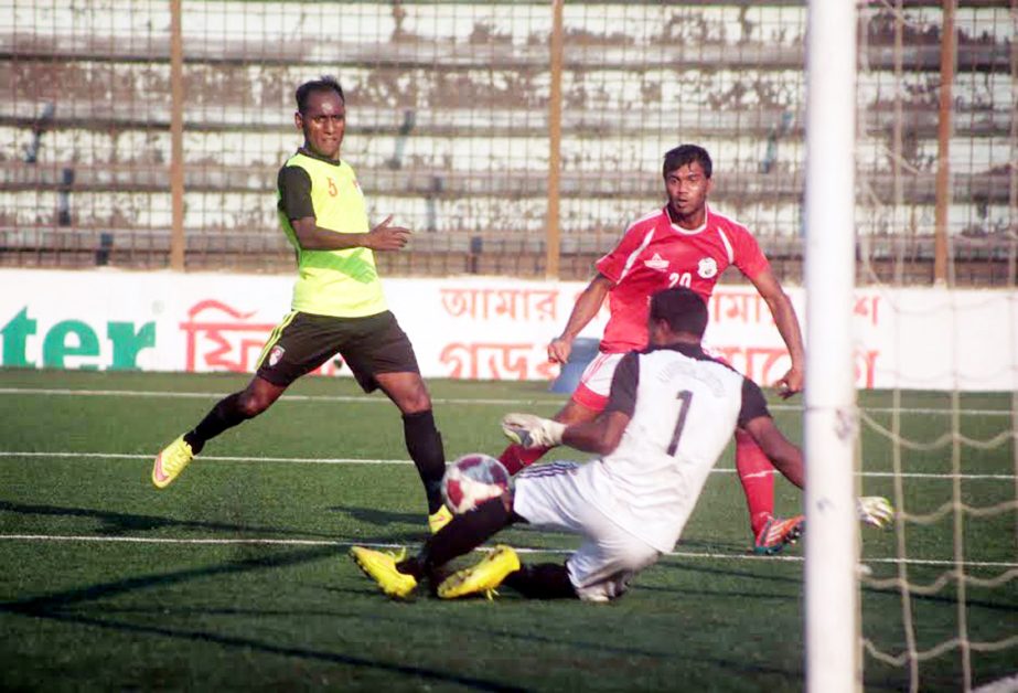 A view of the match of the Saif Power Tec Dhaka Metropolis Second Division Football League between Azampur Football Club and Mugda Samaj Kalyan Krira Sangsad at the Bir Shreshtha Shaheed Sepoy Mohammad Mostafa Kamal Stadium in Kamalapur on Tuesday.