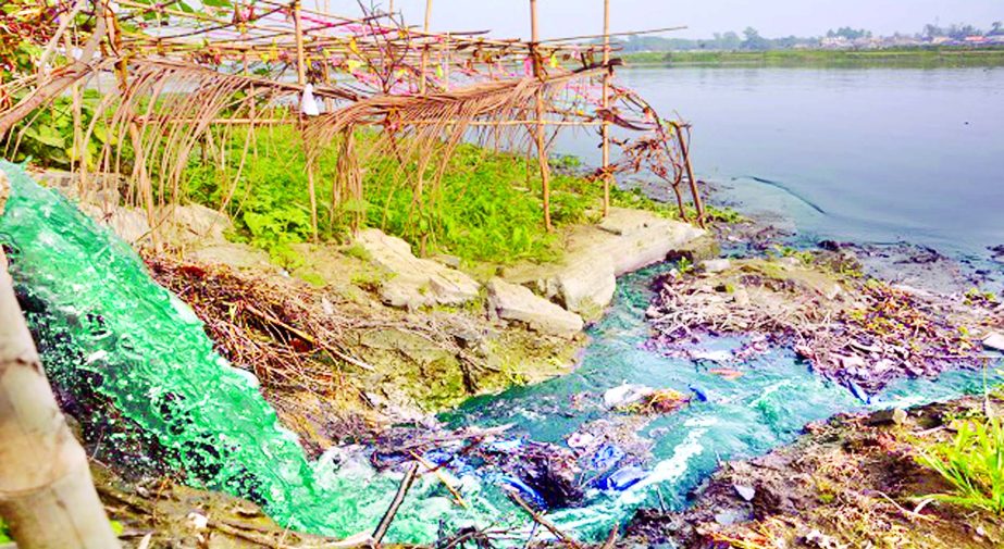 The Shitalakhya River receives thousands of cubic metres of waste water every day from several dyeing industrial units and other sources in surrounding areas. Besides, dumping of medicinal waste and waste of river passengers have compounded the problem, m