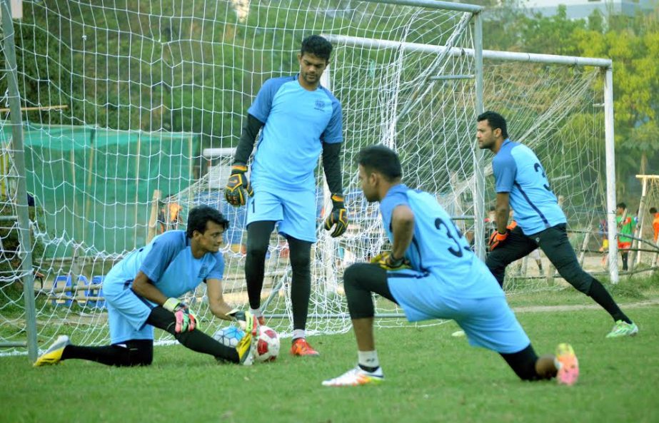 Players of Dhaka Abahani Limited during a practice session at the Abahani ground on Monday.