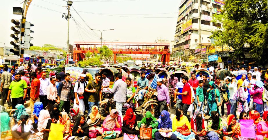 Students of Home Economics College on Wednesday again blocked the main thoroughfare around the Nilkhet area near New Market for the 3rd day to press home their various demands causing sufferings to commuters and disrupted the students movement for about f