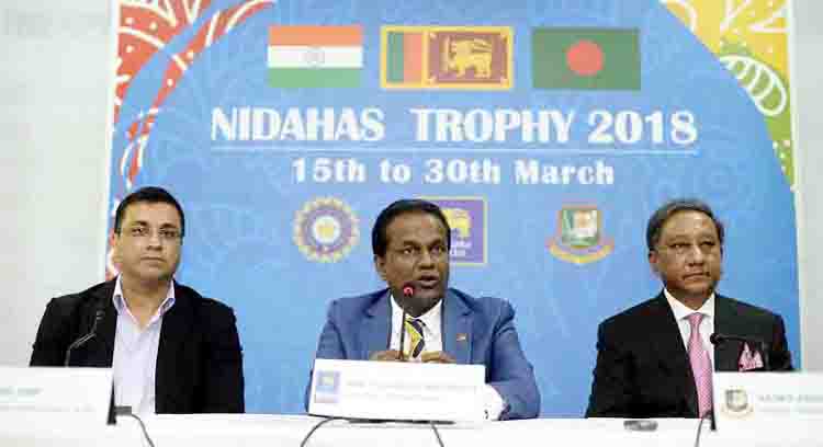 Rahul Johri, Thilanga Sumathipala and Nazmul Hasan at the announcement of the triangular series at Colombo on Thursday.