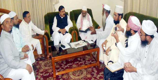 Delegates of Talimul Quran Complex called on Shipping Minister Shajahan Khan at his office recently.