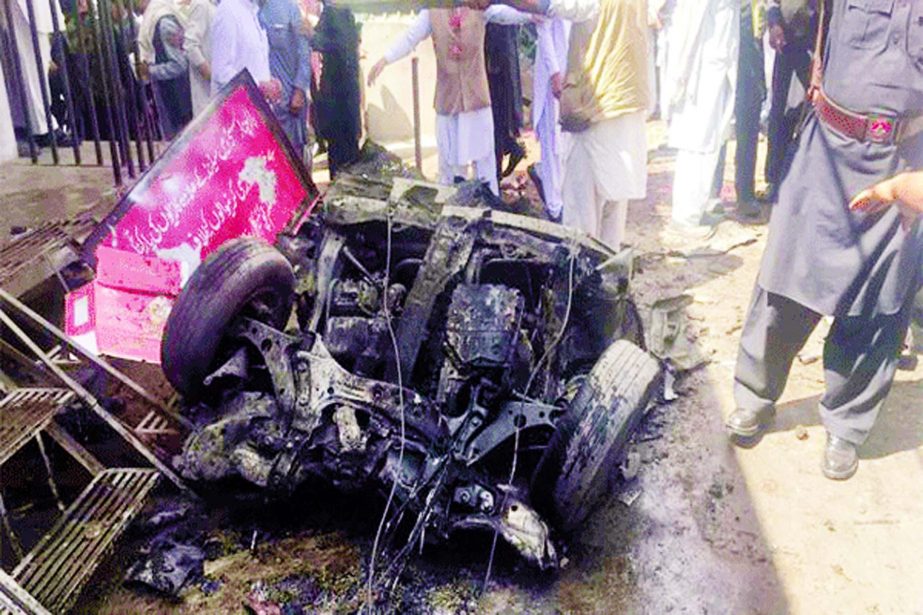 Car bomb exploded as people gathered for prayers on Friday.