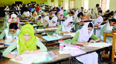 BOGRA: A HSC examination centre at Government Abdul Huq College during the 1st day of the examination on Sunday.