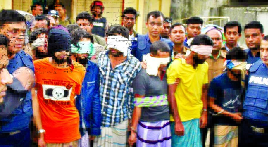 Police arrested seven suspected militants from a house in Kalibari area of Mymensingh town on Monday afternoon.